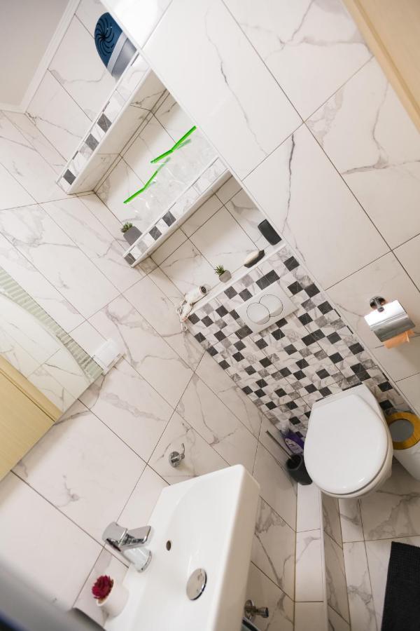 Apartman Studio Blue ซูโบติกา ภายนอก รูปภาพ